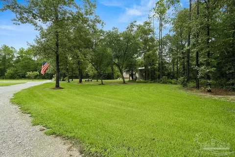 Exterior - 2433 Wallace Lake Rd, Pace, FL 32571 photo 7 of 12