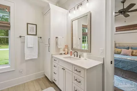 Bath - 2433 Wallace Lake Rd, Pace, FL 32571 photo 6 of 11