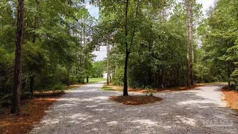 Exterior - 2433 Wallace Lake Rd, Pace, FL 32571 photo 8 of 12