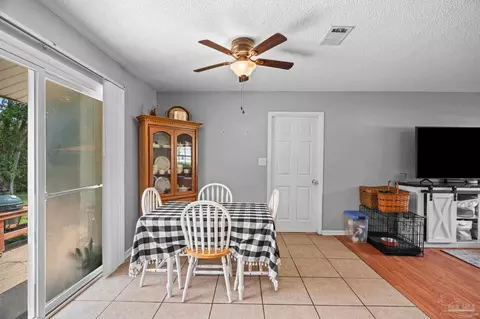 Dining - 1992 Ziglar Rd, Cantonment, FL 32533 photo 1 of 1