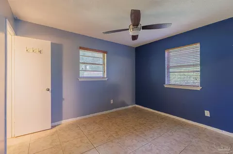 Bedroom - 136 Shady Ln, Crestview, FL 32536 photo 2 of 6