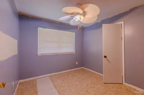 Bedroom - 136 Shady Ln, Crestview, FL 32536 photo 1 of 6