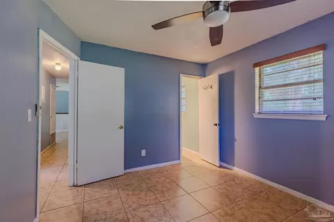 Bedroom - 136 Shady Ln, Crestview, FL 32536 photo 5 of 6