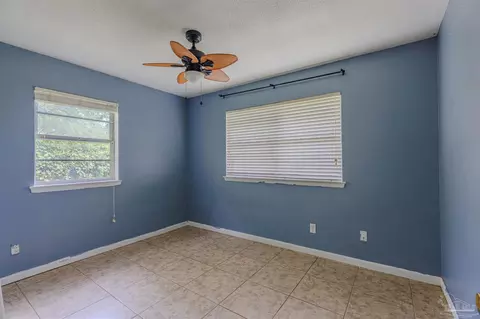 Bedroom - 136 Shady Ln, Crestview, FL 32536 photo 3 of 6