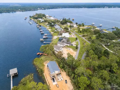 View/Area - 7776 Petersen Pt Rd, Milton, FL 32583 photo 5 of 5