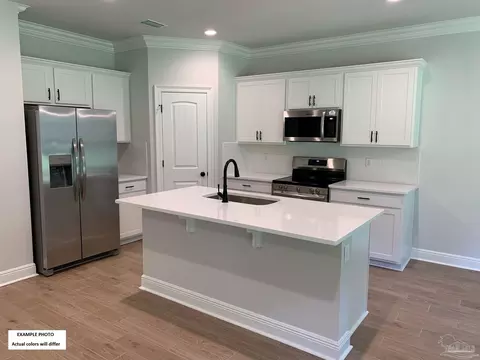 5153 Sugarloaf St, Pace, FL 32571 photo 2