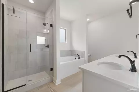 Bath - 3049 Mountain Laurel Tr, Cantonment, FL 32533 photo 2 of 5