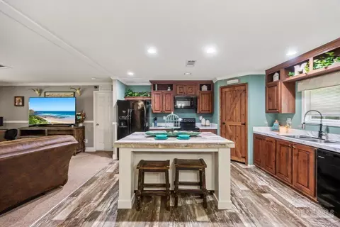 Kitchen - 2138 S Century Blvd, Mcdavid, FL 32568 photo 3 of 4