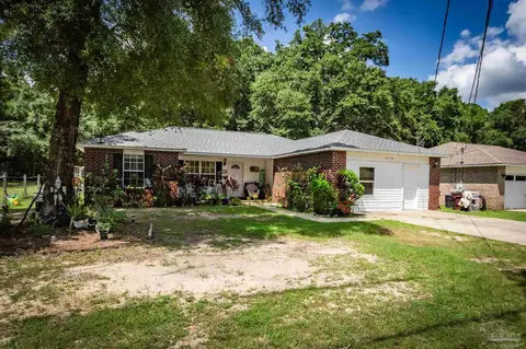Exterior - 4315 Audiss Rd, Milton, FL 32583 photo 4 of 10