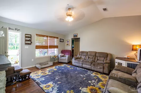 Living - 4315 Audiss Rd, Milton, FL 32583 photo 1 of 1