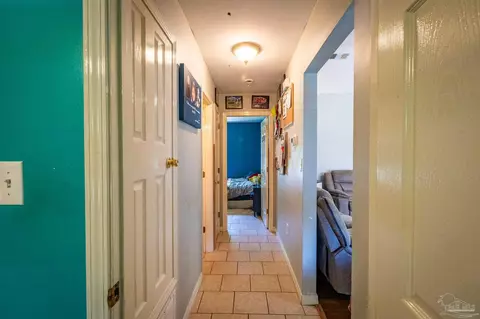 Entry Way - 4315 Audiss Rd, Milton, FL 32583 photo 1 of 2