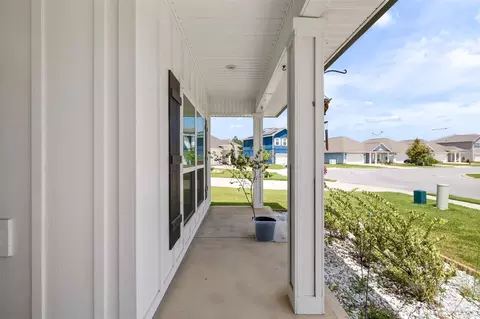 Exterior - 5757 Danbury Blvd, Pace, FL 32571 photo 3 of 5