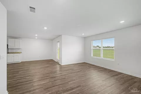 Living - 7554 Saddlebrook Ave, Pace, FL 32571 photo 1 of 2