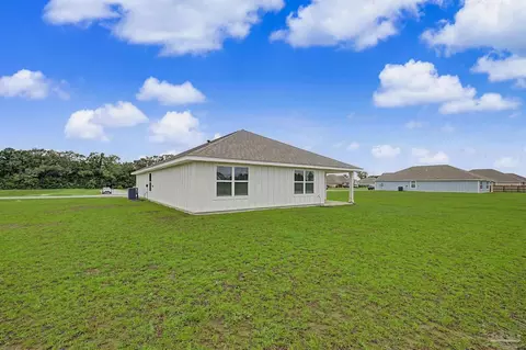 Exterior - 7554 Saddlebrook Ave, Pace, FL 32571 photo 4 of 7