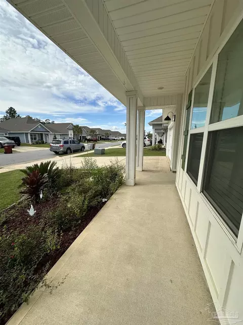 Exterior - 5752 Conley Ct, Pace, FL 32571 photo 2 of 6