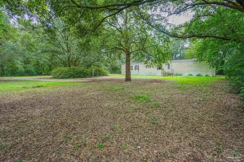 5248 Peacock Rd, Milton, FL 32570 photo 3