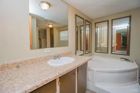 5248 Peacock Rd, Milton, FL 32570 photo 31