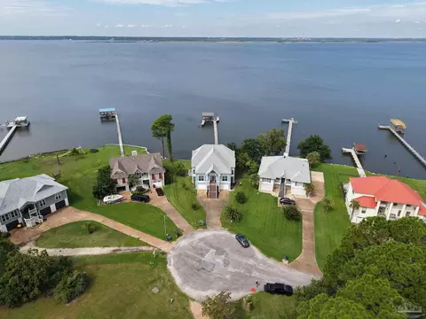 View/Area - 4504 Bayside Dr, Milton, FL 32583 photo 7 of 7