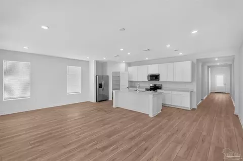 Entry Way - 5959 Serrate St #HS 25J, Pace, FL 32571 photo 3 of 5