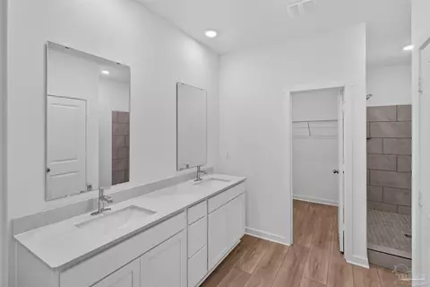 Entry Way - 5959 Serrate St #HS 25J, Pace, FL 32571 photo 5 of 5