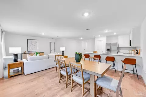 Dining - 6489 Buckthorn Cir #HS 10J, Pace, FL 32571 photo 1 of 6
