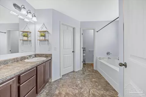 Entry Way - 5508 Peach Dr, Pace, FL 32571 photo 3 of 4