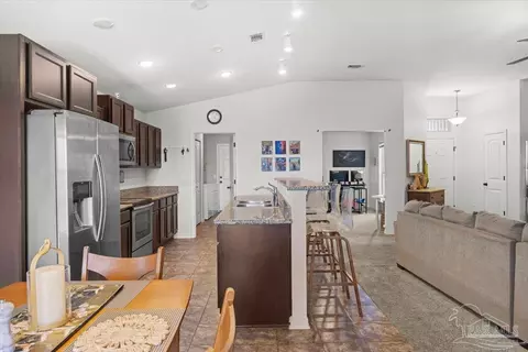 Entry Way - 5508 Peach Dr, Pace, FL 32571 photo 2 of 4