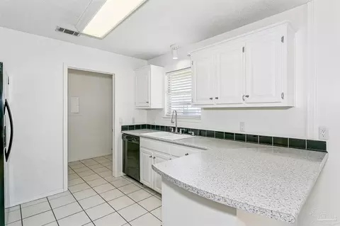 Kitchen - 736 Cricket Cir, Cantonment, FL 32533 photo 3 of 3