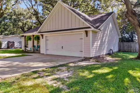Other - 6404 Aspen Ave, Milton, FL 32570 photo 3 of 14
