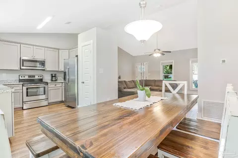Other - 6404 Aspen Ave, Milton, FL 32570 photo 6 of 14