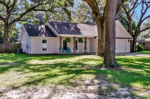 Other - 6404 Aspen Ave, Milton, FL 32570 photo 2 of 14