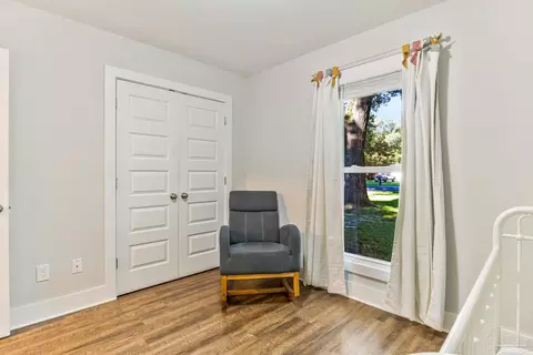 Bedroom - 6404 Aspen Ave, Milton, FL 32570 photo 7 of 8