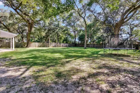 Exterior - 6404 Aspen Ave, Milton, FL 32570 photo 13 of 21