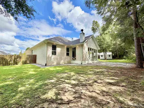Exterior - 5886 Augustine Dr, Pace, FL 32571 photo 10 of 13