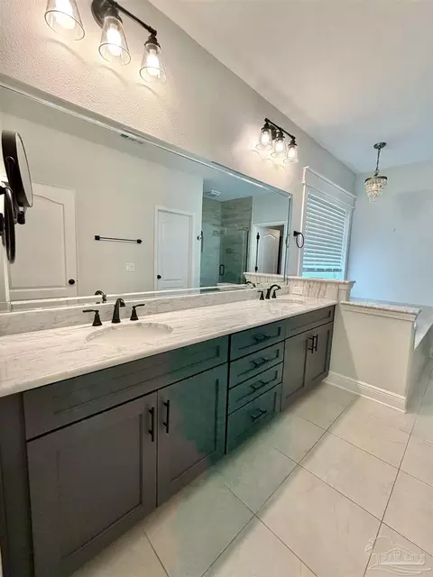 Bath - 5886 Augustine Dr, Pace, FL 32571 photo 1 of 8