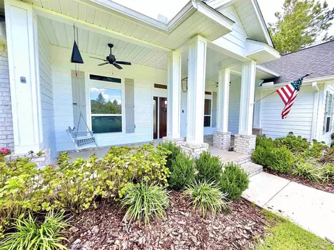 Exterior - 5886 Augustine Dr, Pace, FL 32571 photo 5 of 13