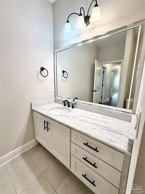 Bath - 5886 Augustine Dr, Pace, FL 32571 photo 7 of 8