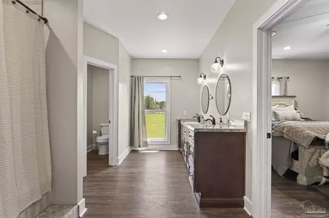 Entry Way - 5856 Bush Rd, Baker, FL 32531 photo 3 of 6