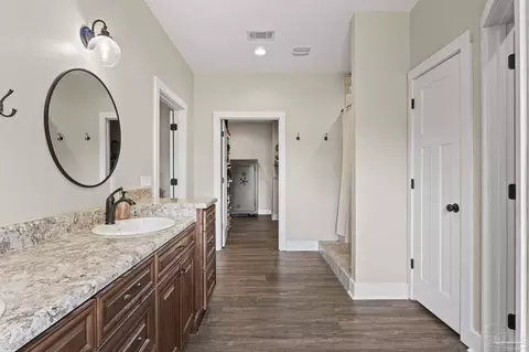 Entry Way - 5856 Bush Rd, Baker, FL 32531 photo 4 of 6