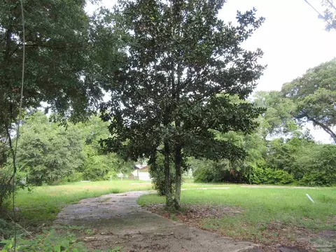 4521 Alba St, Pace, FL 32571 photo 3