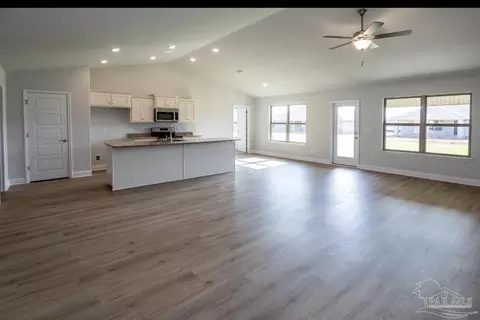 7678 Pine Bark St, Milton, FL 32583 photo 2