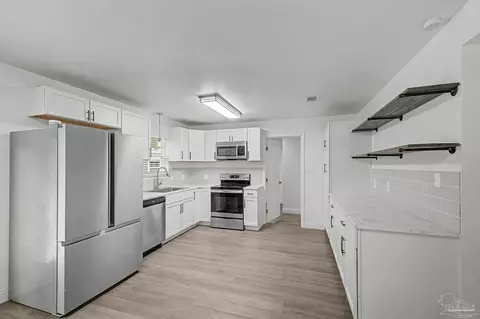 Kitchen - 4743 Pecanwood Pl, Pace, FL 32571 photo 1 of 5