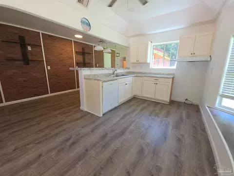 Kitchen - 976 Dolphin Rd, Milton, FL 32583 photo 1 of 1