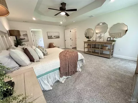 Bedroom - 5165 Barnett Rd, Pace, FL 32571 photo 2 of 3