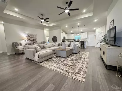 Living - 5165 Barnett Rd, Pace, FL 32571 photo 2 of 5