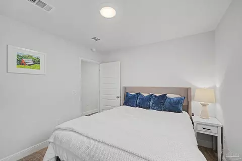 Bedroom - 4042 Floridatown Rd, Pace, FL 32571 photo 4 of 4