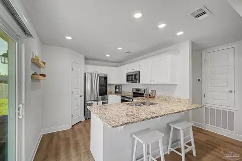 Kitchen - 4042 Floridatown Rd, Pace, FL 32571 photo 1 of 5