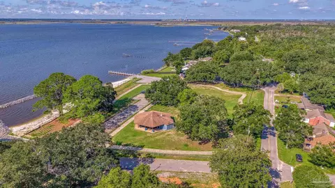 View/Area - 4042 Floridatown Rd, Pace, FL 32571 photo 5 of 7