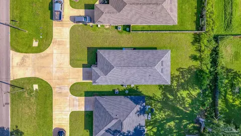 View/Area - 4042 Floridatown Rd, Pace, FL 32571 photo 1 of 7