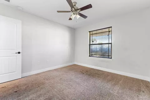 Bedroom - 5546 Bellview Ct, Milton, FL 32583 photo 3 of 5